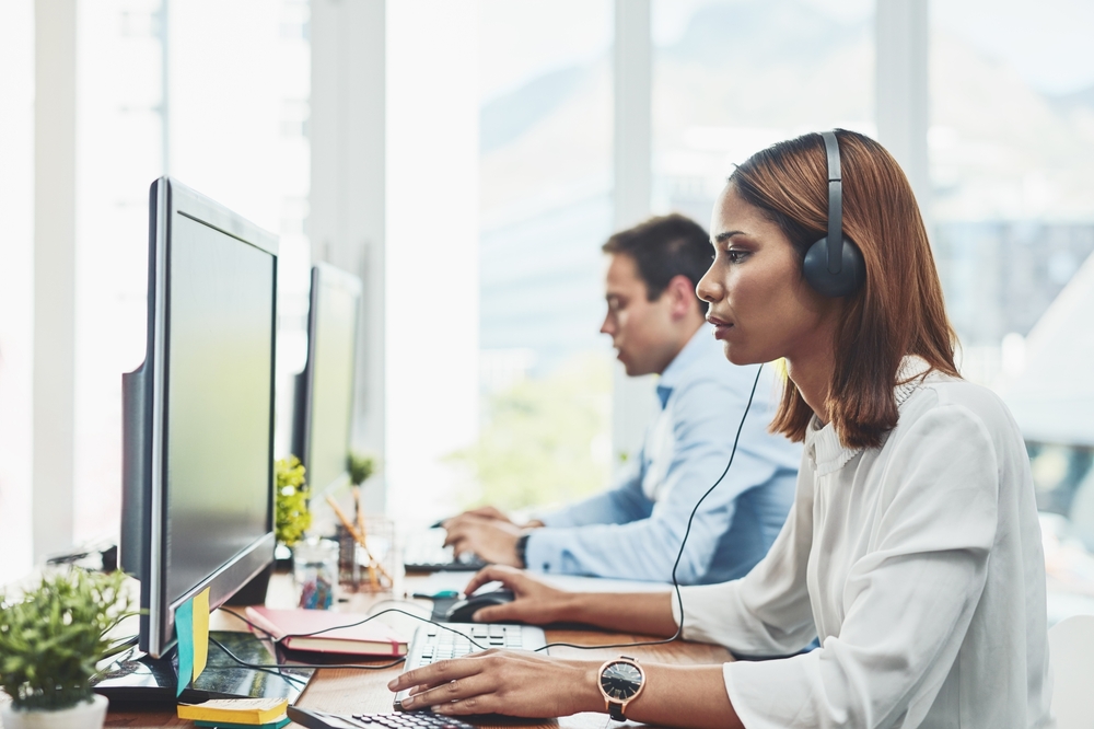 Professional speaking with clients through VoIP phone systems for business